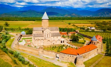 Caucasus Charm: Georgia & Armenia – 7 Nights / 8 Days