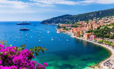 Paris to the Vineyards & Shores – 7 Nights / 8 Days